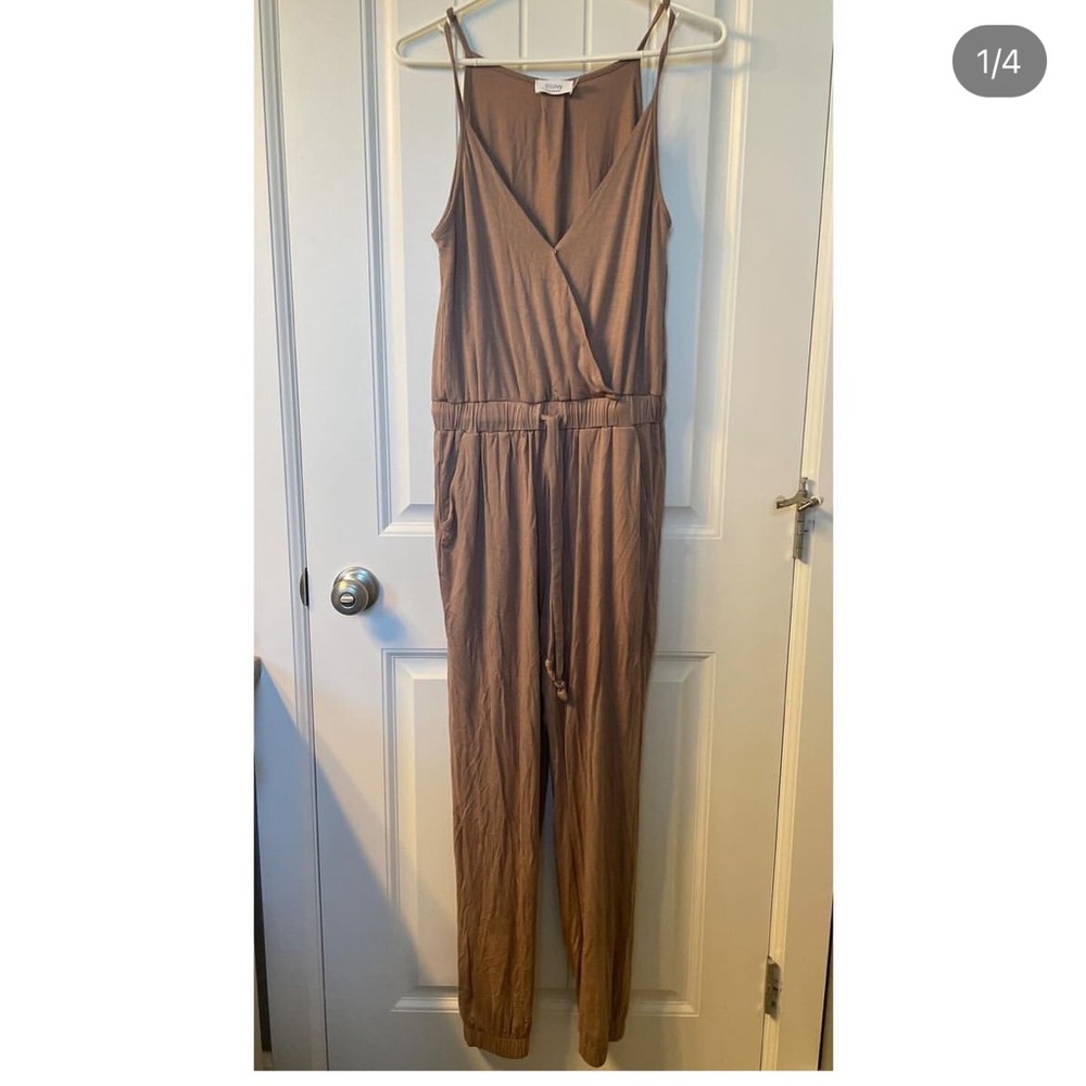Size small bluivy romper in EUC